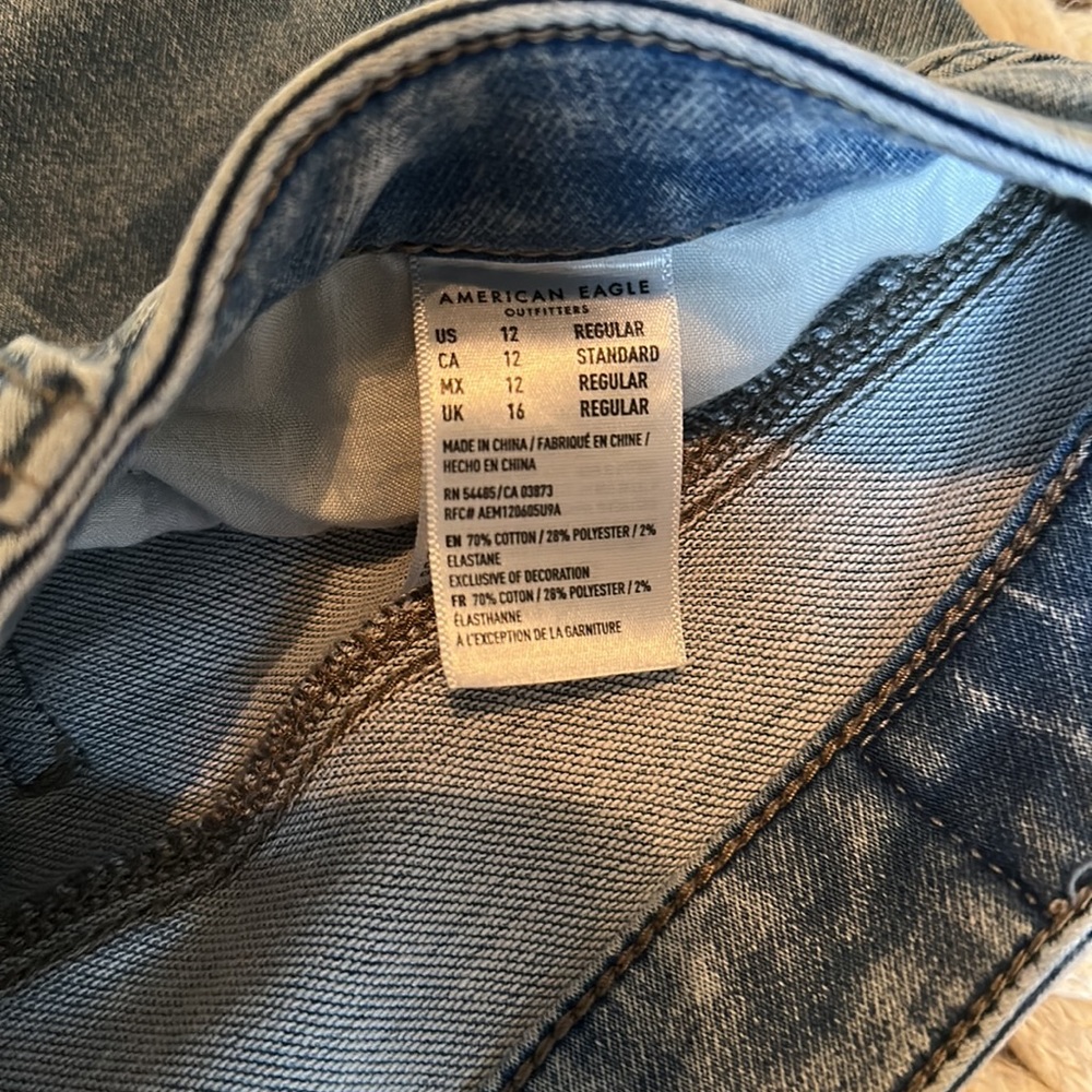 White-washed Jeans | American Eagle - Picture 5 of 5